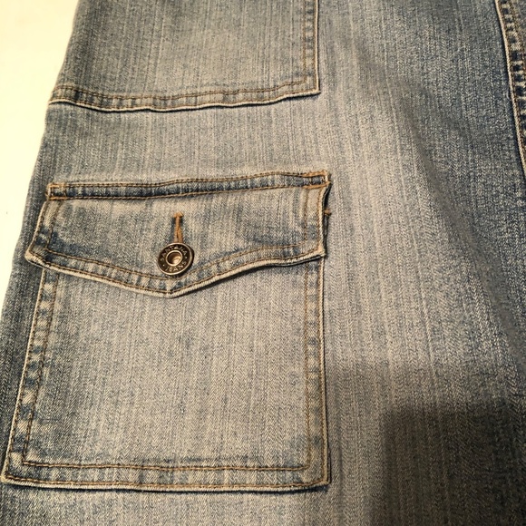 Retro Santana Y2K 6 pocket jean skirt, size 13 /34, slit in front - Picture 9 of 11